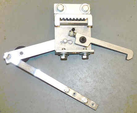 BRACKET, LOWER BELT W/ KEEPER, VFE OPERATOR ECI # 2500-306