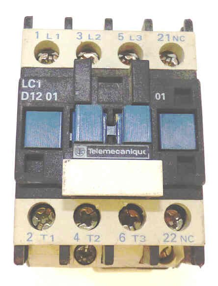CONTACTOR, 3PDT, 1 N.C. AUX CONT., 120 VAC COIL TELEMECANIQUE # LC1D1201