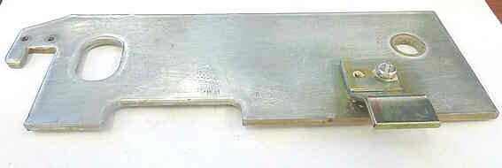 LATCH, LEVER FOR E5/E5A INTERLOCK R/L WEST # 196C523H01