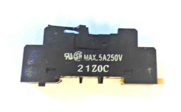 BASE, SOCKET, RELAY, 8 PIN, DIN RAIL OMRON # P2RF-08-ESS