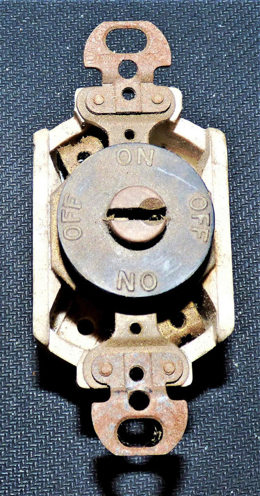 SWITCH. KEYED, ON-OFF, PORCELAIN ENCLOSURE, OBSOLETE A H & H