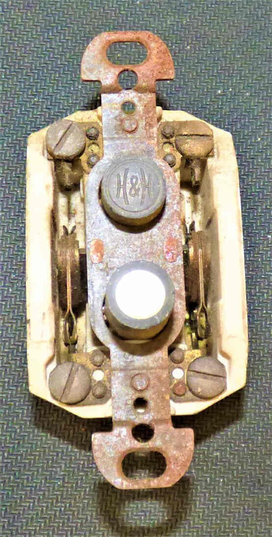 SWITCH. PUSH BUTTON, ON-OFF, PORCELAIN ENCLOSURE, OBSOLETE A H & H # 3582-1