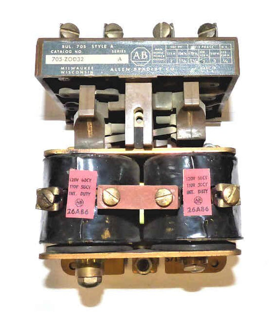 CONTACTOR, REVERSING, 110/120 VAC COILS ALLEN BRADLEY # 705-ZOD32