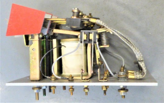 CONTACTOR. 3 POLE WITH ARC DEFLECTORS, COIL 222CV1  OTIS # E6830A141CV1
