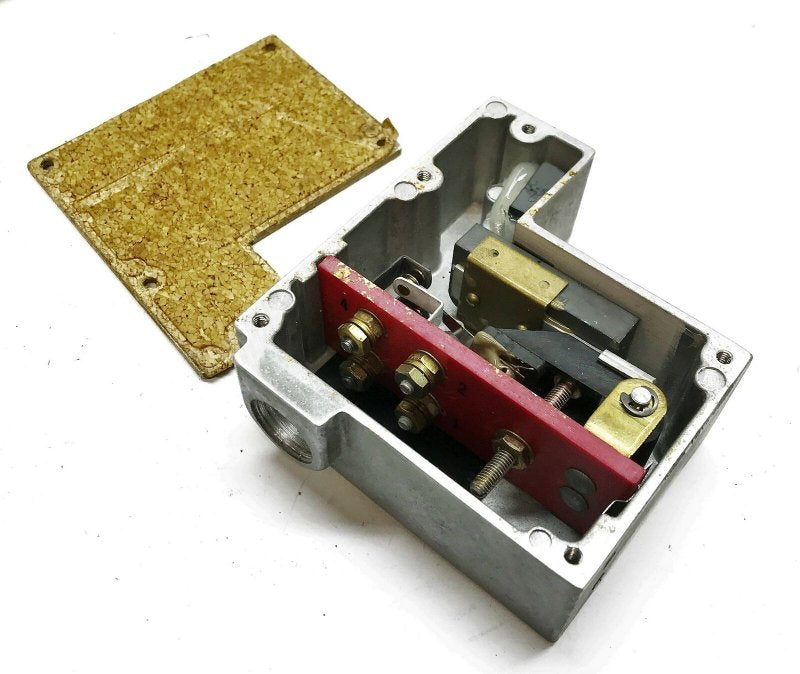 SWITCH, DPDT, MAGNETIC, PROXIMITY  LEVELING SW/   OTIS # A6379P1