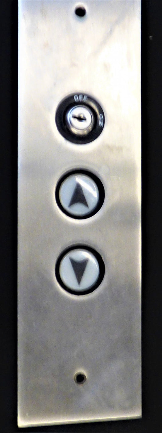 STATION, HALL, TWO BUTTON & ONE ON-OFF KEY SWITCH ADAMS AHS 312