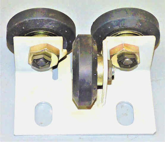 ASSEMBLY, GUIDE. THREE 3 ROLLERS WESTINGHOUSE # 465D274G03