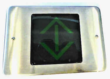LANTERN, CAR, STAINLESS STEEL FINISH, HORIZONTAL MOUNT  R-AAA6646EX SERIES