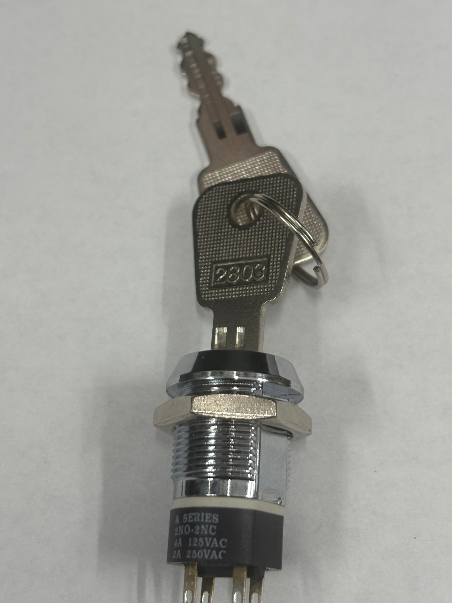 A Series 2803 2NO&2NC ON/OFF Key Ignition Lock Switch