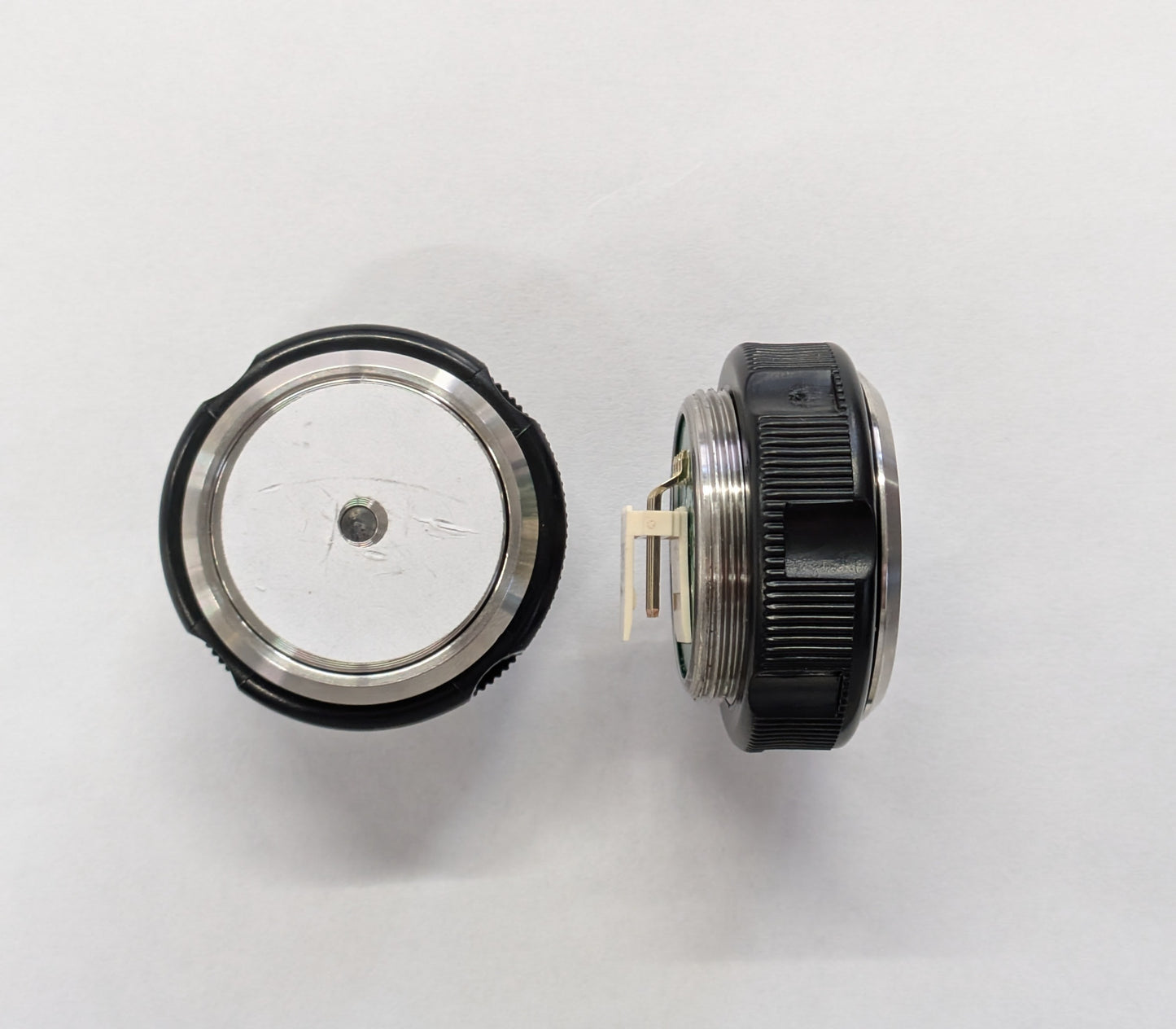 BUTTON, SS, FLAT FLUSH, WHITE LED 24VDC OTIS # AAA23500AM57